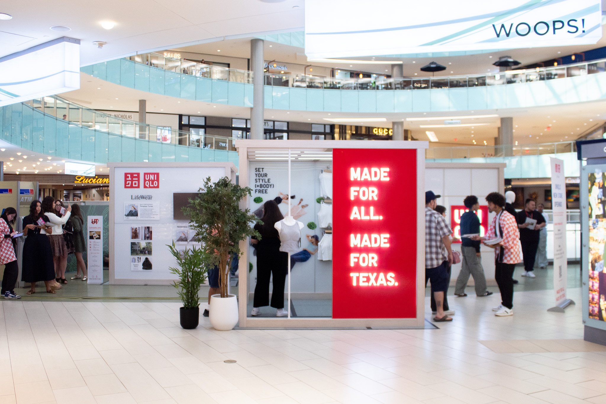 UNIQLO Pop-Up