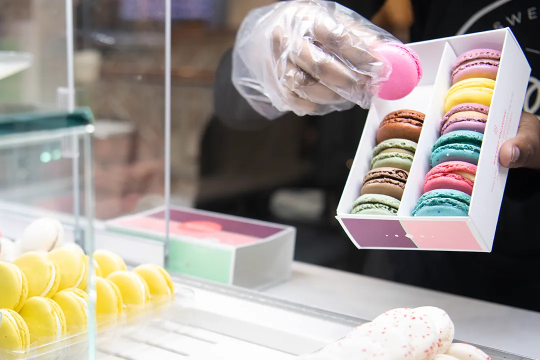 WOOPS! Macarons & Gifts