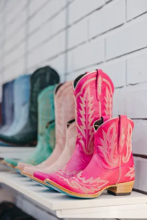 Spotlight On: Lane Boots