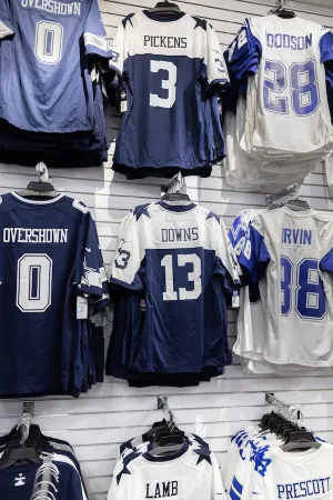 Football Fashion: Game Day Selects