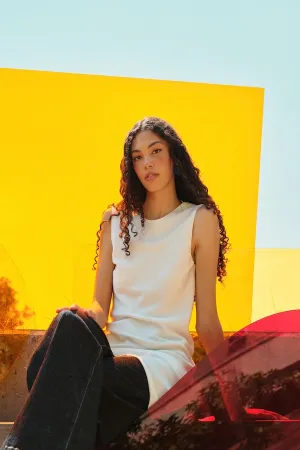 Incorporating the Color of the Year: Cloud Dancer