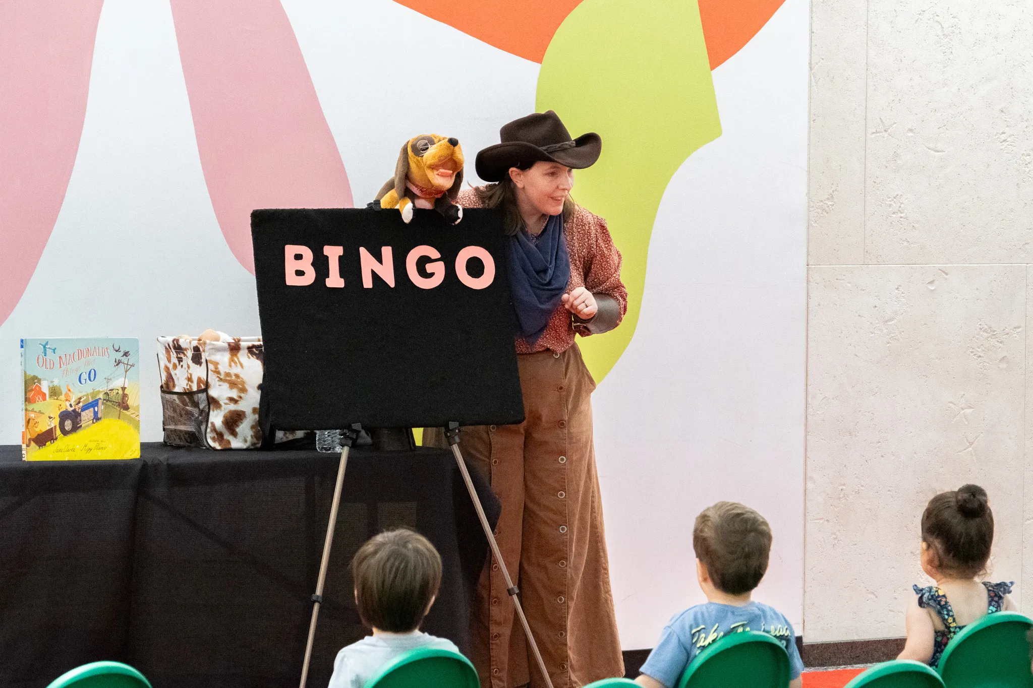 Showtime Saturday: Storytime with Ramblin' Rita